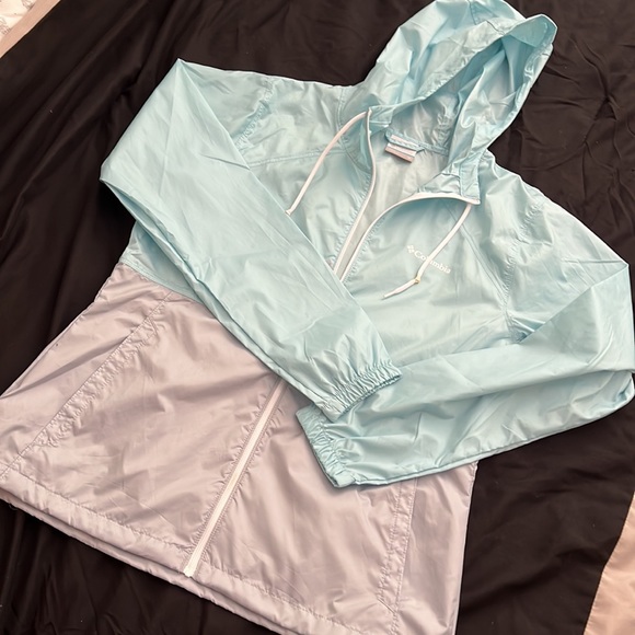 Columbia womens windbreaker, pale blue and grey - Picture 3 of 5